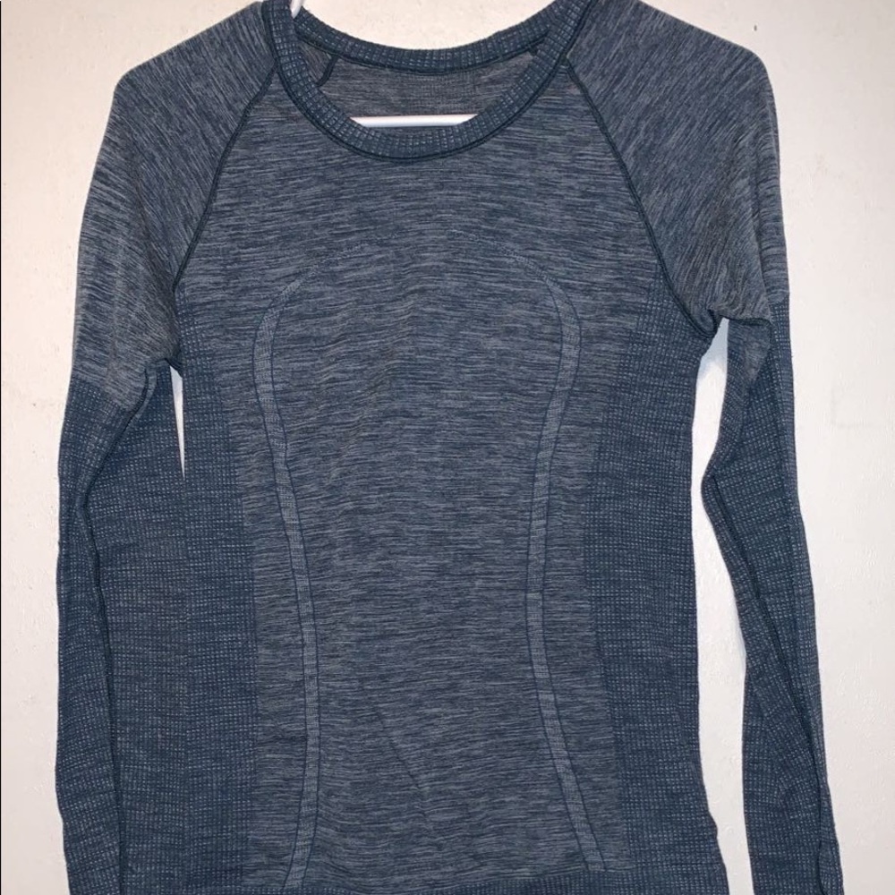 Lululemon long sleeve shirt